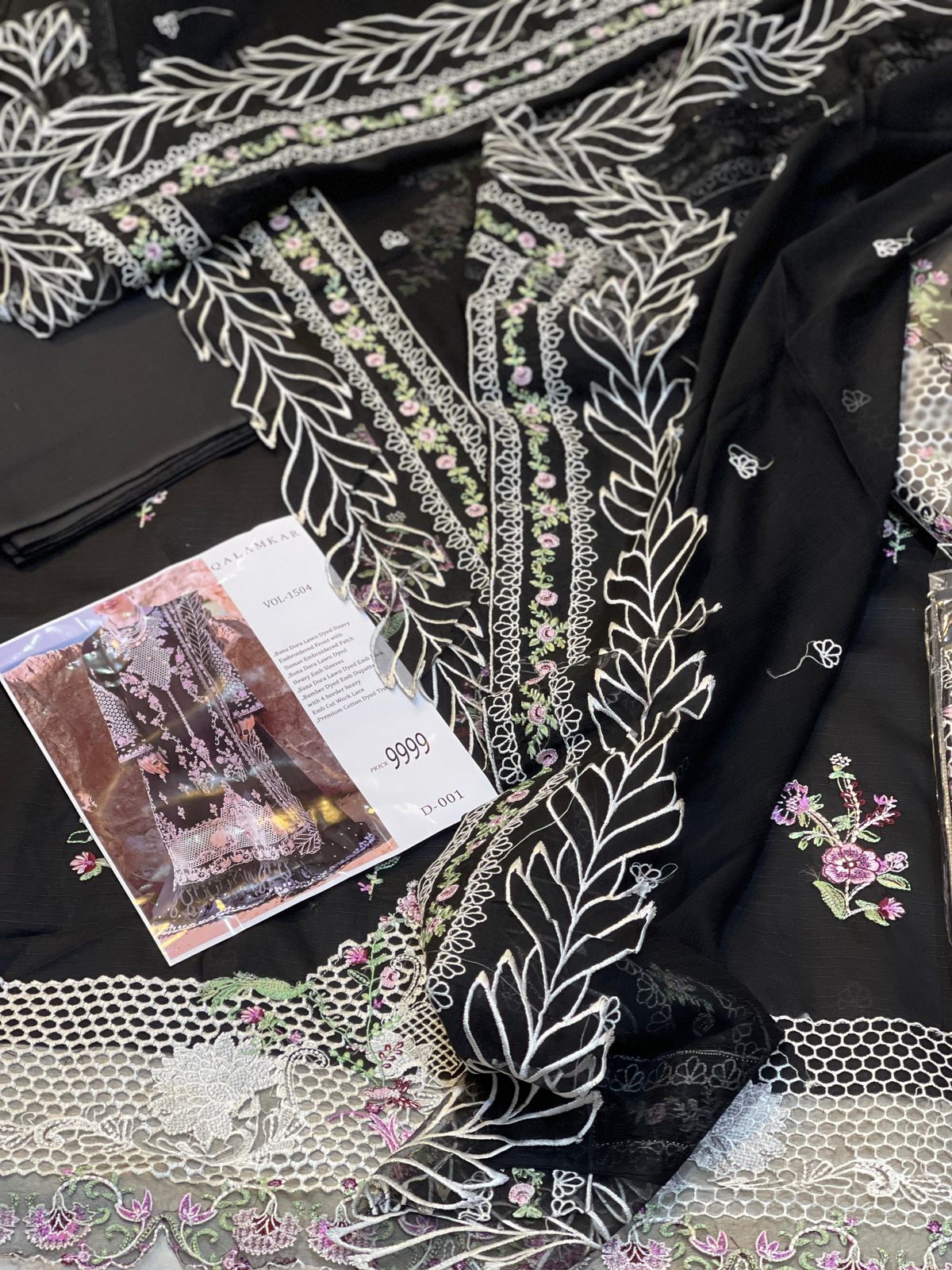 Qalamkar Luxury Fancy Bana Dora Lawn Dyed Heavy Embroided Front with Daman Lace
