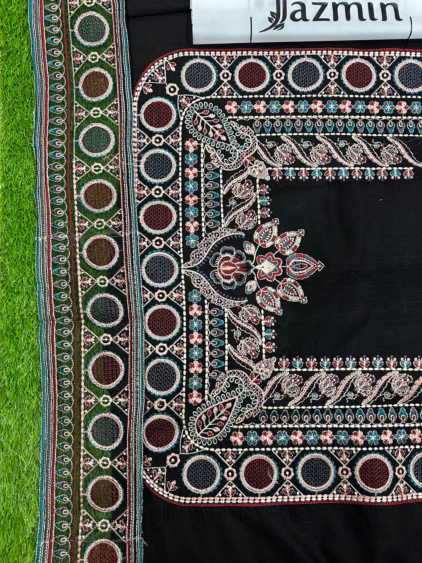 Jazmin Luxury Fancy Bana Dora Lawn Dyed Heavy Embroided Front With heavy Embroidered Daman