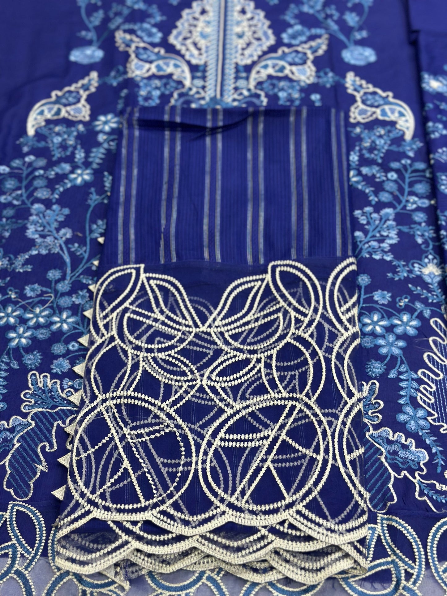 MUSHQ – Luxury Embroidered Collection