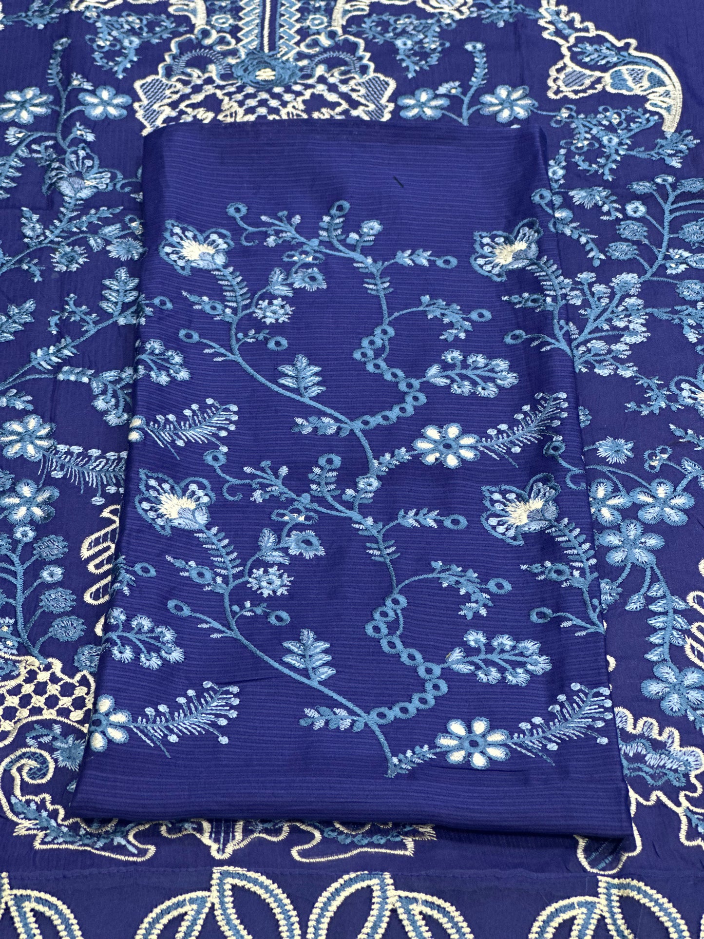 MUSHQ – Luxury Embroidered Collection
